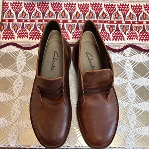 Clarks Men's Chestnut Brown Leather Slip-On Loafers